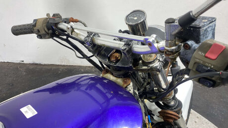Kawasaki ZZR 1993 non running project bike 600cc 8