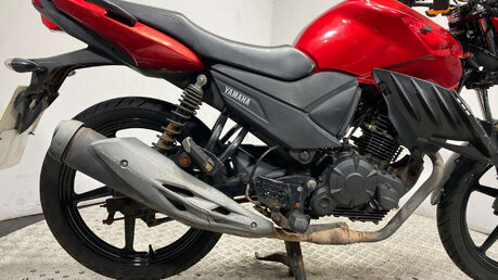Yamaha YS125 125 2017 24K DAMAGED PROJECT BIKE 125CC 3