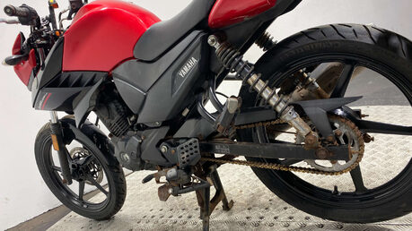 Yamaha YS125 125 2017 24K DAMAGED PROJECT BIKE 125CC 11