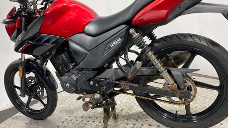Yamaha YS125 125 2017 24K DAMAGED PROJECT BIKE 125CC 16