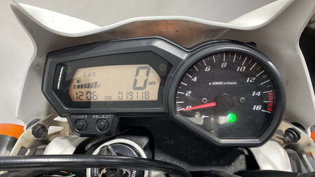 Yamaha FZ 600 S2 2008 19K NEW MOT SERVICED 600CC 10