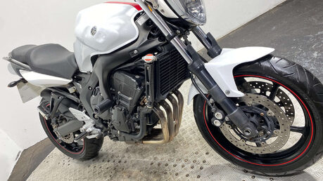 Yamaha FZ 600 S2 2008 19K NEW MOT SERVICED 600CC 21