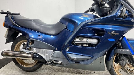 Honda ST 2001 RUNNING PROJECT BIKE TOURER 1100CC 4