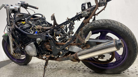 Suzuki GSX GSX600F 1995 NON RUNNING PARTS BIKE 600CC 17