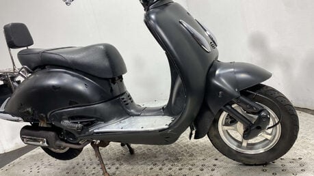 Lexmoto Tommy 125 2011 3K LONG MOT RUNNING 125CC SCOOTER PROJECT 4