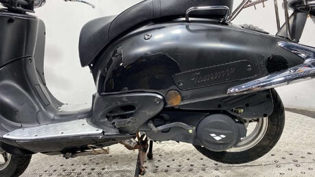 Lexmoto Tommy 125 2011 3K LONG MOT RUNNING 125CC SCOOTER PROJECT 14