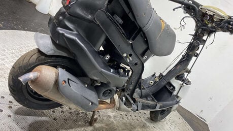 Piaggio Zip 2T 2 stroke scooter project 50cc 2012 8