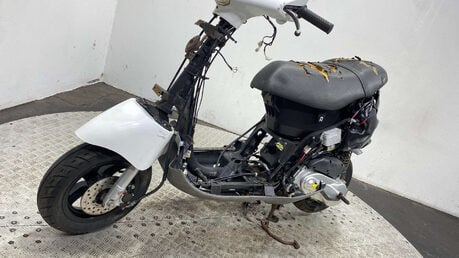 Piaggio Zip 2T 2 stroke scooter project 50cc 2012 11