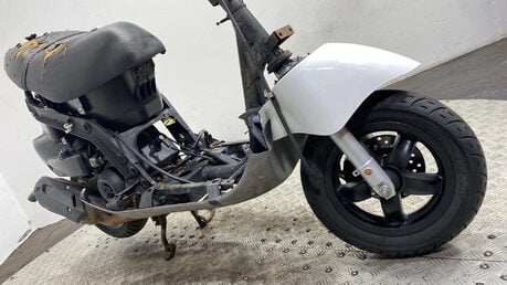 Piaggio Zip 2T 2 stroke scooter project 50cc 2012 18