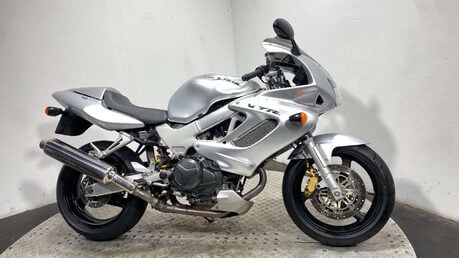 Honda VTR 1999 40K NEW MOT RIDES WELL SERVICED 1000CC 11