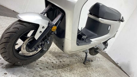 Niu MQI+ Sport ELECTRIC SCOOTER NEW MOT 1K TRADE SALE 21