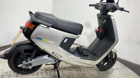Niu MQI+ Sport ELECTRIC SCOOTER NEW MOT 1K TRADE SALE 2