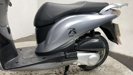 Honda Pes PS 2011 ONLY 6K NEW MOT SERVICED 125CC 18