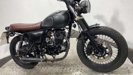 Mutt Mongrel 125 Roadster/Retro Petrol Manual O-Ring Euro 4 (12 ps) 4