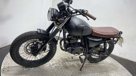 Mutt Mongrel 125 Roadster/Retro Petrol Manual O-Ring Euro 4 (12 ps) 12