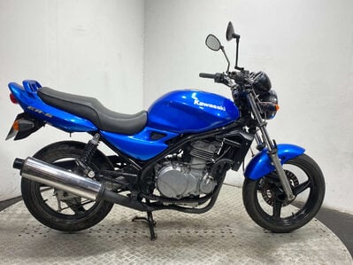 Kawasaki Er ER 500 NON RUNNING PROJECT BIKE SPARES OR REPAIR
