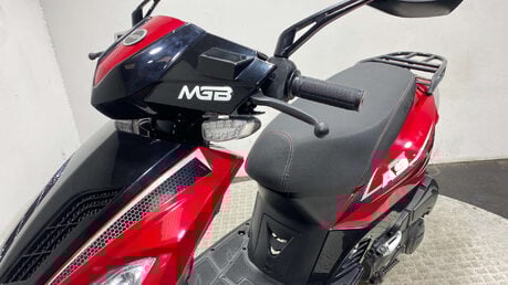MGB A9 2002 RUNNING PROJECT SCOOTER 125CC 8K 12
