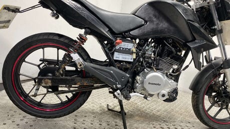Lexmoto ZSX 2014 16K NON RUNNING PROJECT BIKE 125CC 3