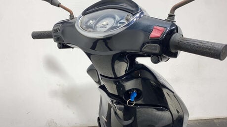 Piaggio Fly 2013 NON RUNNING PROJECT SCOOTER BIKE 125CC 7