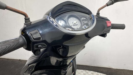 Piaggio Fly 2013 NON RUNNING PROJECT SCOOTER BIKE 125CC 17