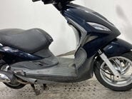 Piaggio Fly 2013 NON RUNNING PROJECT SCOOTER BIKE 125CC 4