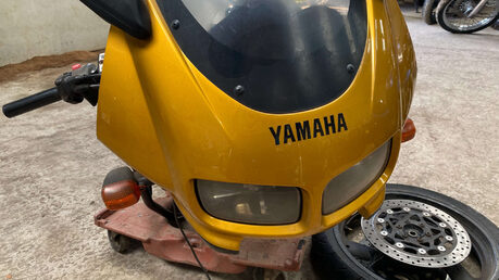 Yamaha FZS FAZER 600 2000 BREAKER PARTS BIKE PROJECT 600CC 10