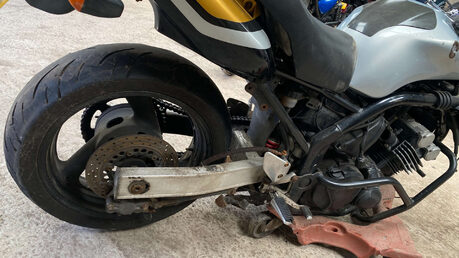 Yamaha FZS FAZER 600 2000 BREAKER PARTS BIKE PROJECT 600CC 15
