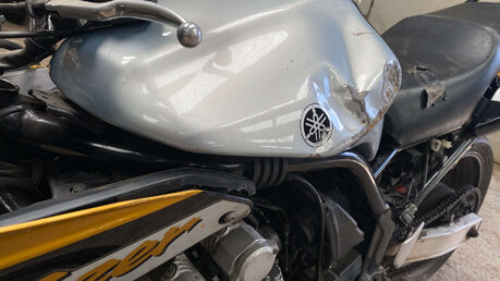 Yamaha FZS FAZER 600 2000 BREAKER PARTS BIKE PROJECT 600CC 9