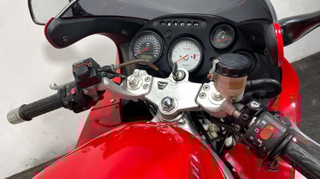 Triumph Sprint 1999 40K CLEAN COMMUTER PROJECT BIKE 955CC 8