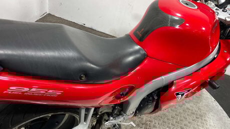 Triumph Sprint 1999 40K CLEAN COMMUTER PROJECT BIKE 955CC 7