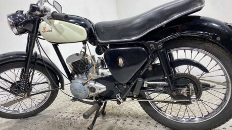 BSA Bantam D5 1958 30K GOOD RUNNING CLASSIC BRITISH BIKE 17