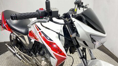 Zontes Firefly 125 2019 10K NON RUNNING PROJECT BIKE 125CC 5