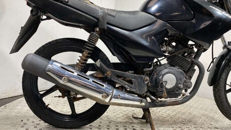 Yamaha YBR 125 2011 44K NON RUNNING PROJECT BIKE 125CC 9