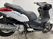Yamaha Xmax 125 YP125R 2009 8K NON RUNNING PROJECT SCOOTER 2