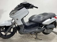 Yamaha Xmax 125 YP125R 2009 8K NON RUNNING PROJECT SCOOTER 11