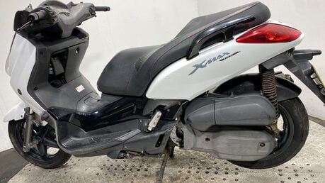 Yamaha Xmax 125 YP125R 2009 8K NON RUNNING PROJECT SCOOTER 14