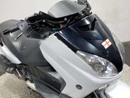 Yamaha Xmax 125 YP125R 2009 8K NON RUNNING PROJECT SCOOTER 17