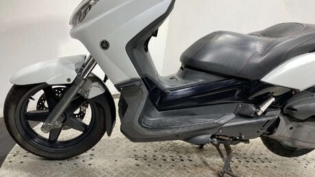 Yamaha Xmax 125 YP125R 2009 8K NON RUNNING PROJECT SCOOTER 13