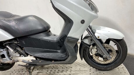 Yamaha Xmax 125 YP125R 2009 8K NON RUNNING PROJECT SCOOTER 4