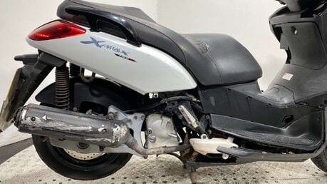 Yamaha Xmax 125 YP125R 2009 8K NON RUNNING PROJECT SCOOTER 3