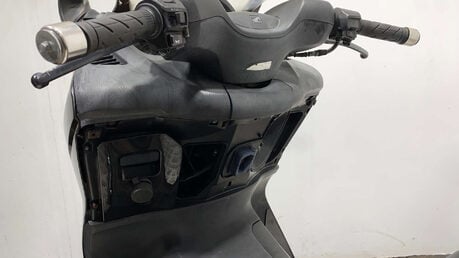Honda Fes 2007 RUNNING MAXI SCOOTER PROJECT BIKE 125CC 17