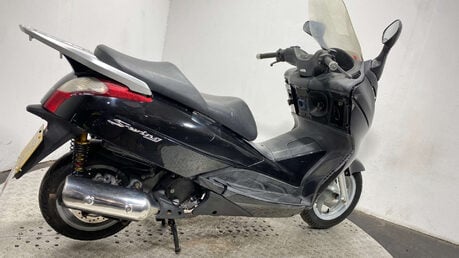 Honda Fes 2007 RUNNING MAXI SCOOTER PROJECT BIKE 125CC 2
