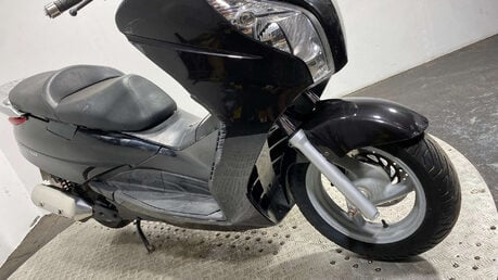 Honda Fes 2007 RUNNING MAXI SCOOTER PROJECT BIKE 125CC 19