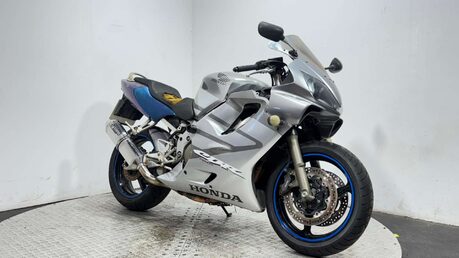 Honda CBR F4I 2005 58K NON RUNNING TRACK BIKE PROJECT 600CC 11