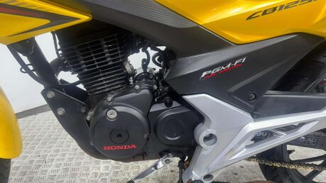 Honda CB GLR125 2019 29K GOOD RUNNING PROJECT BIKE 125CC 19
