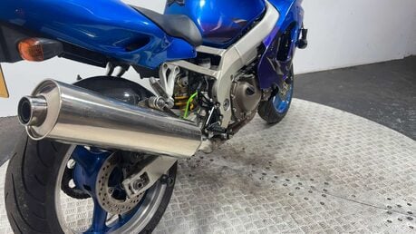 Kawasaki ZX 1999 44K GOOD RUNNING PROJECT BIKE 900CC SPORT 13