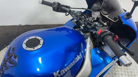 Kawasaki ZX 1999 44K GOOD RUNNING PROJECT BIKE 900CC SPORT 11