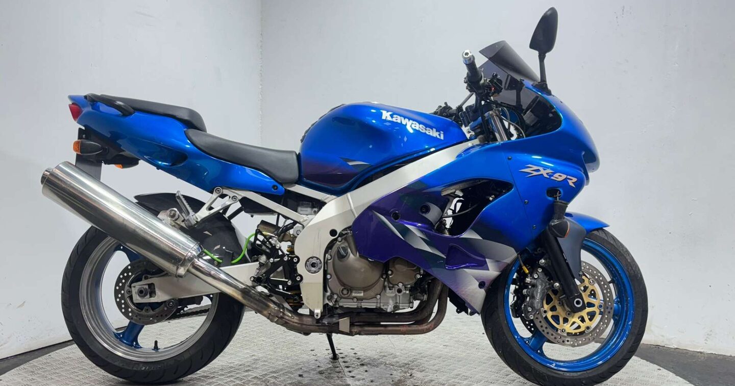 Used 1999 Kawasaki ZX 1999 44K GOOD RUNNING PROJECT BIKE