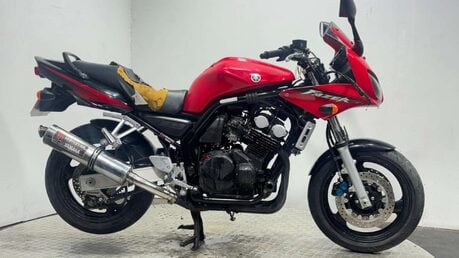 Yamaha FZS FAZER 600 2003 19K NON RUNNING PROJECT BIKE 600CC 1