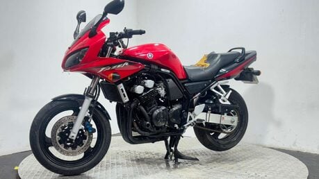 Yamaha FZS FAZER 600 2003 19K NON RUNNING PROJECT BIKE 600CC 4
